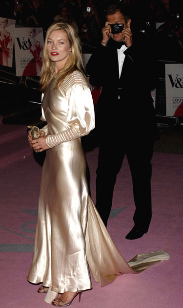 hbz-kate-moss-The-V-A-Golden-Age-of-Couture-Gala-lgn.jpg
